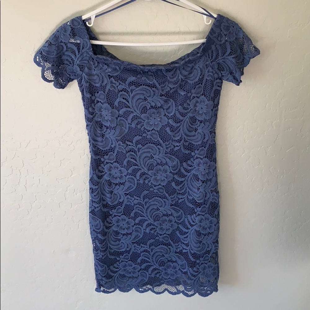 🌸 2/$20 NWT. Off the shoulder body dress